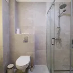 2-bedroom In The Center