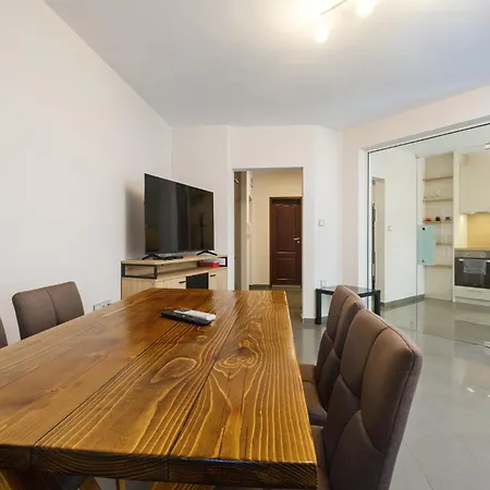 Apartament 2-bedroom In The Center