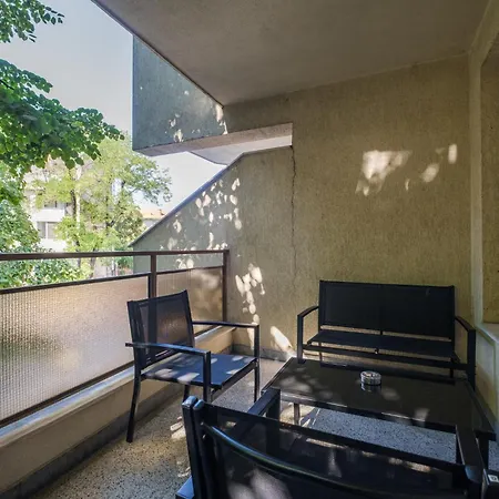 2-bedroom In The Center Appartement Plovdiv